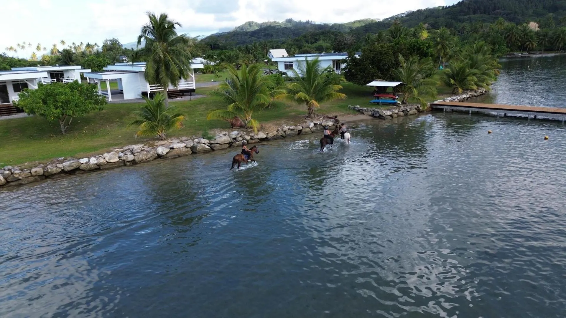 Holiday home Marina Village Raiatea Taputapuapea